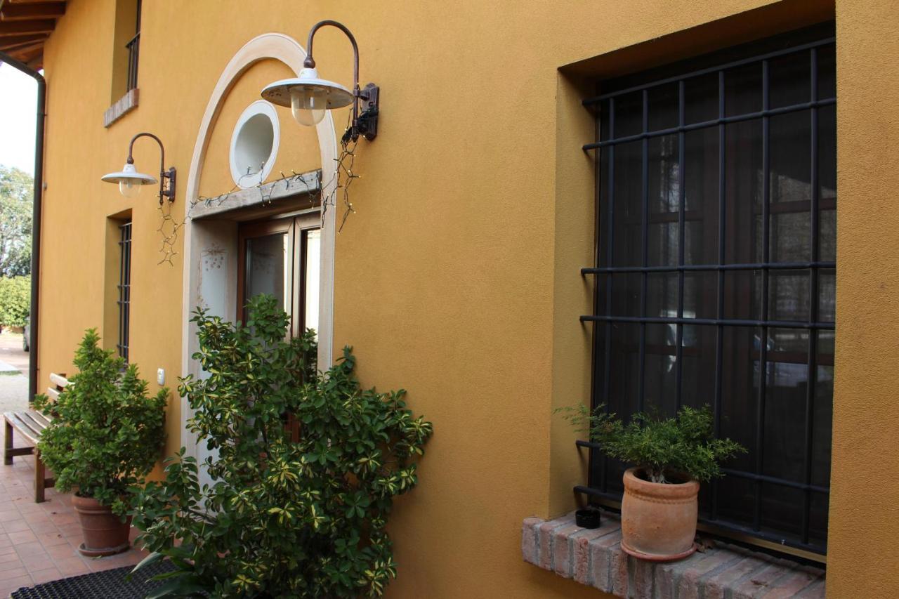 Agriturismo Podere Casino Mezzolara エクステリア 写真